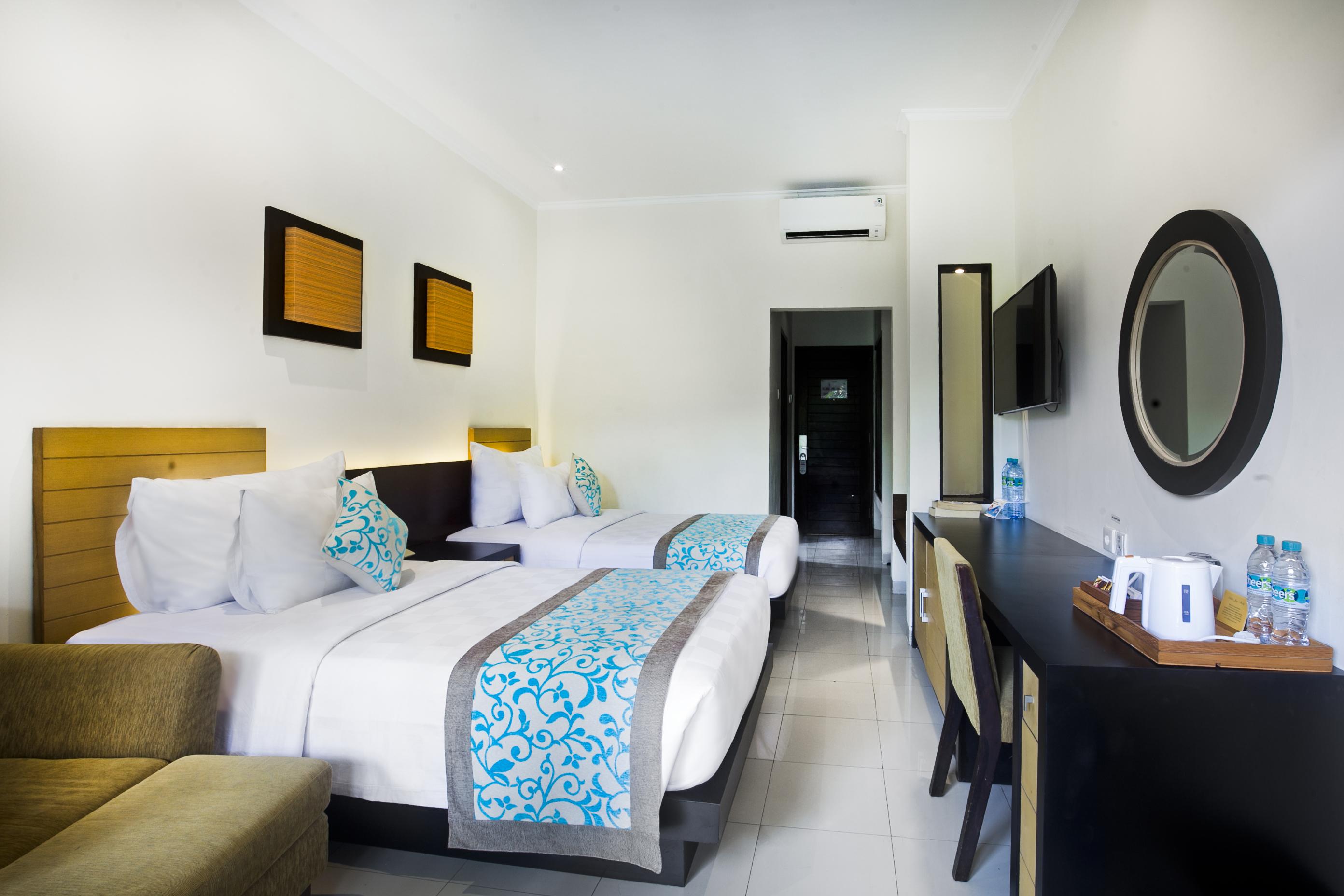 Adhi Jaya 4*