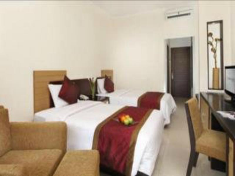 Adhi Jaya 4*
